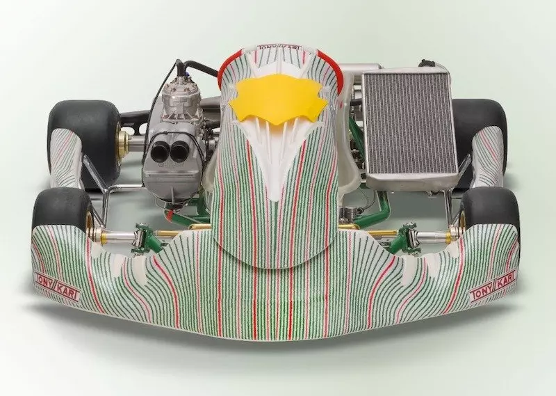 Tony_Kart_presente_son_nouveau_chassis_2025-le_Racer_401T-1.jpeg